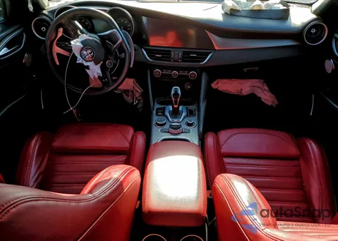 2023 Alfa Romeo Giulia Ti z USA, uszkodzony, nr VIN ZARFAMBN2P7668168